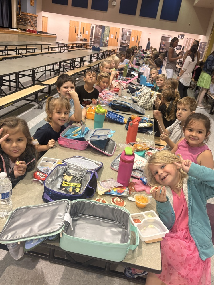 Back at lunch!! 