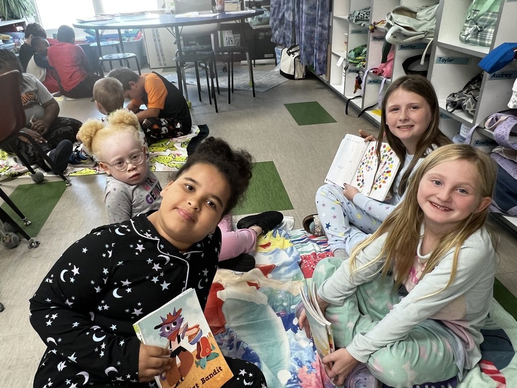 buddy reading event with PreK