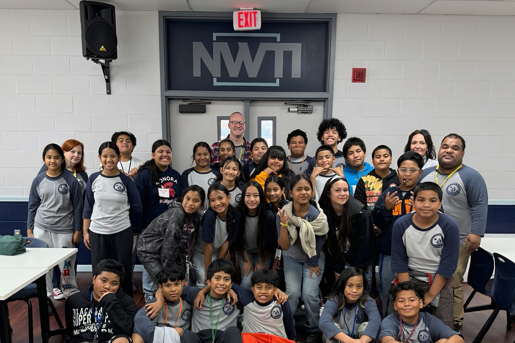 Class photo from our Springdale Chamber's Marshallese student visit