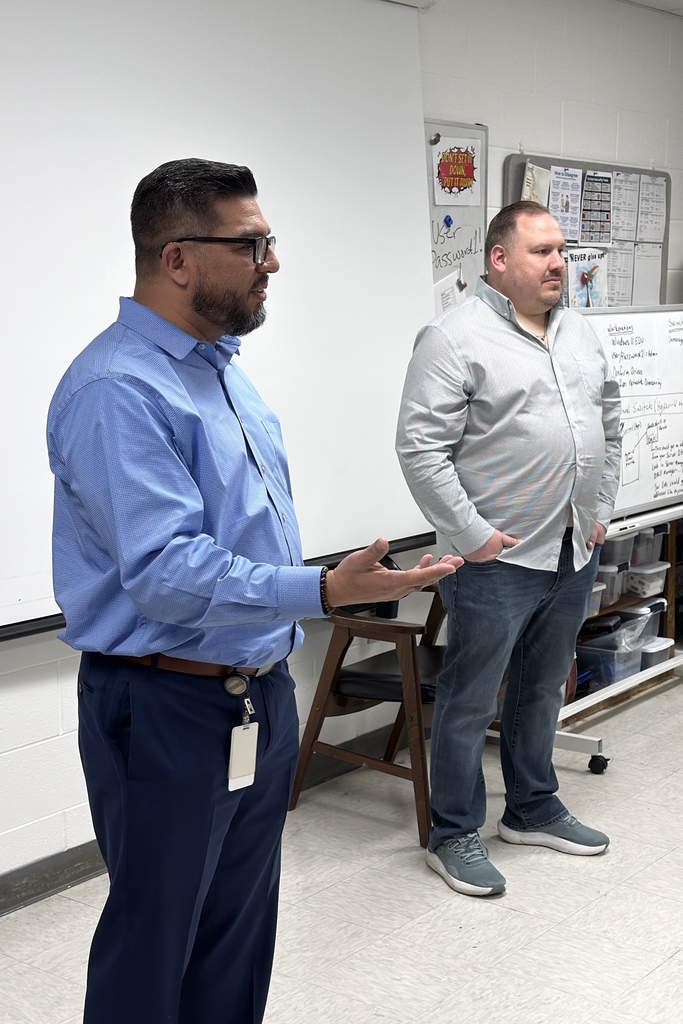 JB Hunt managers speak to our Info systems class