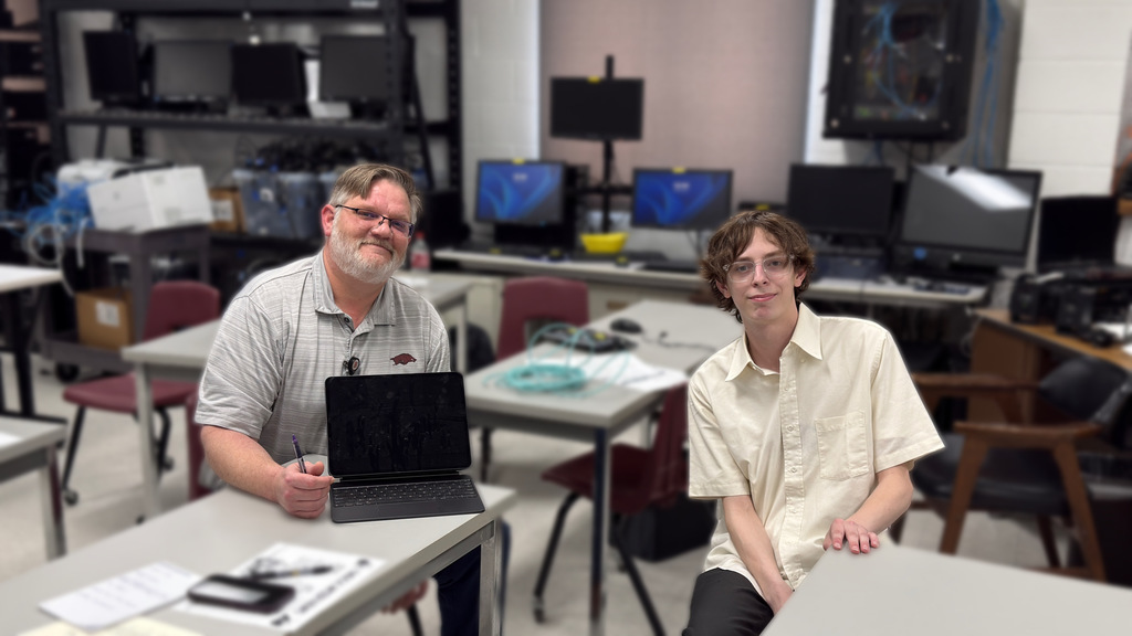 Information system students practice interviewing