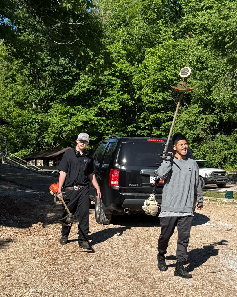 Diesel Truck Tech Skills USA student participants do a community clean up project