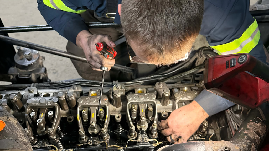 Former NWTI Diesel Tech student Jacob Grayson was Ruan's Top Tech of 2025