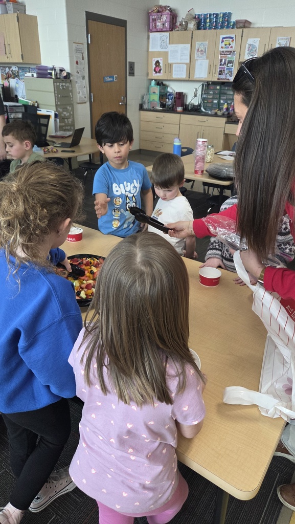 graphic image of preschoolers during nutrition unit