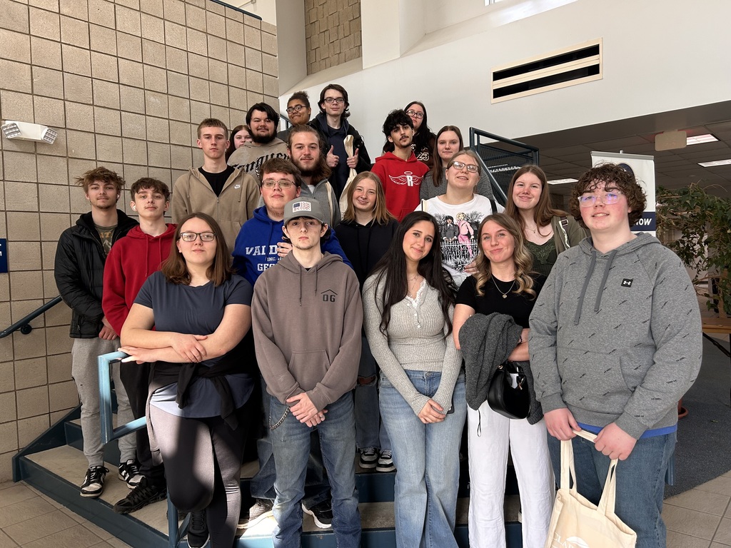 graphic image of students who visited clark state college