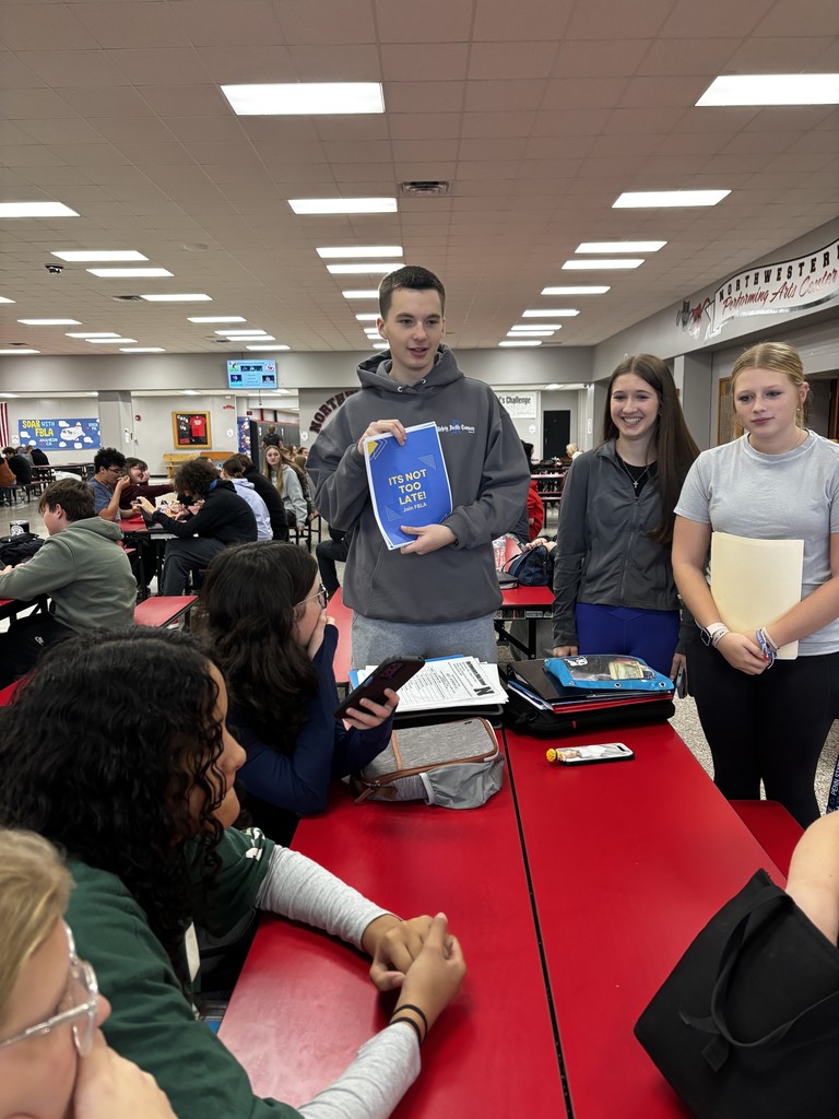 FBLA Recruiting Efforts during lunch
