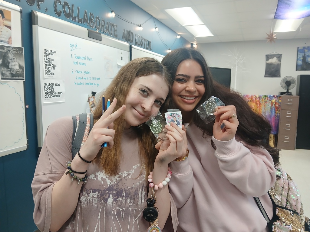 Students with prizes from PAW Mentors