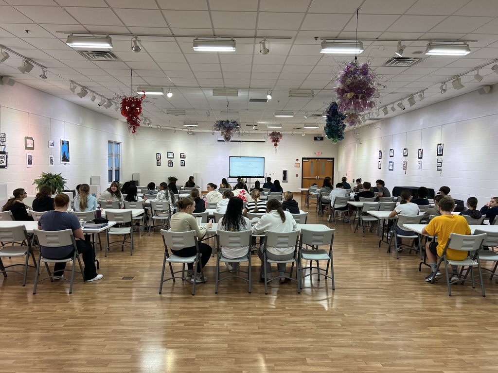 Ms. Beers and Mrs. Roberts welcomed over 50 students for our first Key Club Meeting of the year. Students enjoyed breakfast provided by Mr. Kraft while learning about Key Club and the various opportunities for community outreach. We are so excited to see our club expanding!