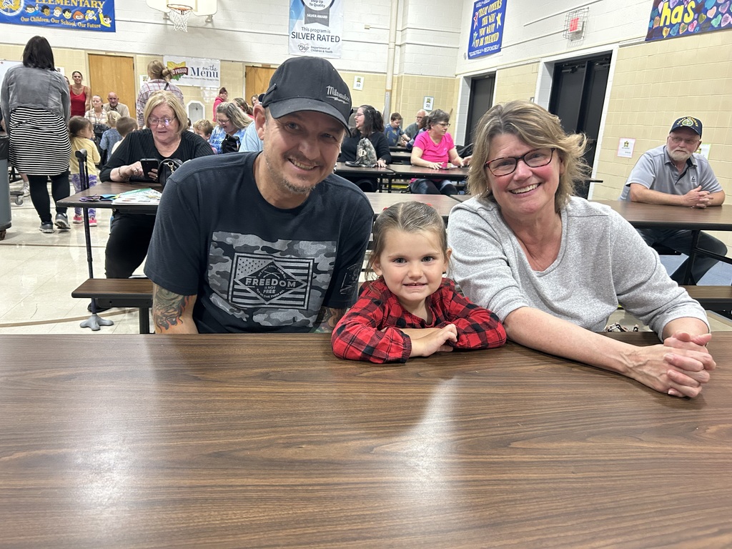 Maplehurst Elementary morning preschool students invited their grandparents to school on Tuesday September 9th.  The students joined their grandparents in listening to a book about grandparents, played bingo, shared a snack and created a craft together.  Everyone enjoyed the time together. 