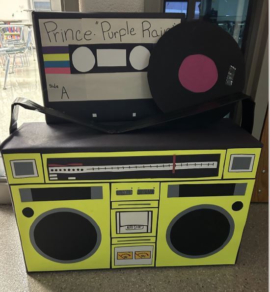 Juniors won the Homecoming hall decorating contest for their 80s themed decor.  Sophomores took 2nd for their 50s hallway.