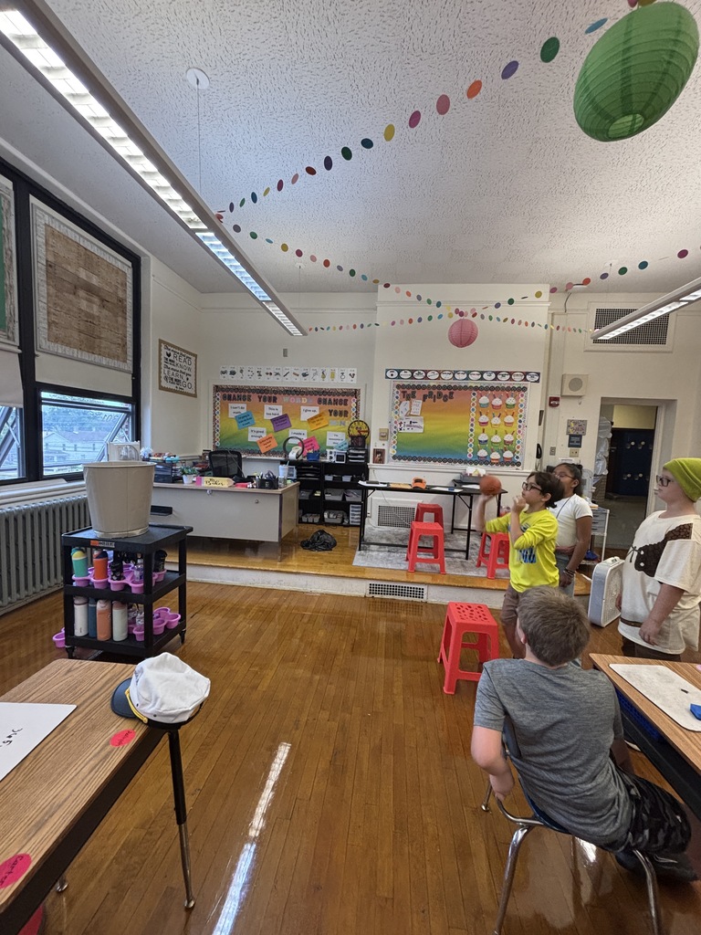 Mrs. Baker’s class had fun playing Mathketball reviewing for their first test! 