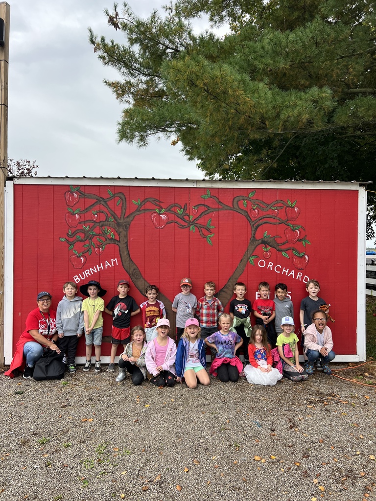 Kindergarten classes had a blast on their field trip to Burnham’s Orchard! 🍎🍏