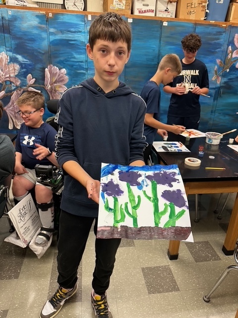 Wed, Oct 15, A local artist Summer Braddock came to share her story with the Mrs. Hovestaedt's 5th period art class where we all tried her style of painting.