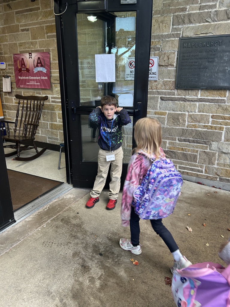 This week at Maplehurst Elementary students from Mrs.Cannon’s class are leading the school. Coen Malyj greets students as they enter the building. Layne Scott and Kylie Rios helped Mr. Moore do the announcements. Ellie Gray, Ivy Groves and Anesly Mazariegos collected the recycling with the help of TLC students Gavin, Emerson and Zavi.