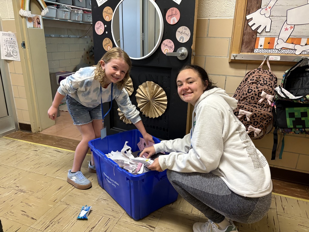 This week at Maplehurst Elementary students from Mrs.Cannon’s class are leading the school. Coen Malyj greets students as they enter the building. Layne Scott and Kylie Rios helped Mr. Moore do the announcements. Ellie Gray, Ivy Groves and Anesly Mazariegos collected the recycling with the help of TLC students Gavin, Emerson and Zavi.