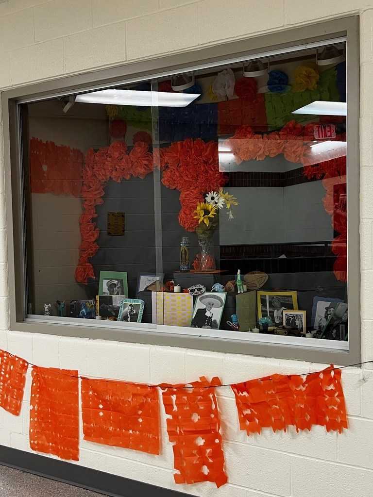Spanish Club has been working to create a school ofrenda for Día de los Muertos, which is November 1st and 2nd. Students learned what is on an ofrenda, and how the days are used to honor loved ones that have passed away.  