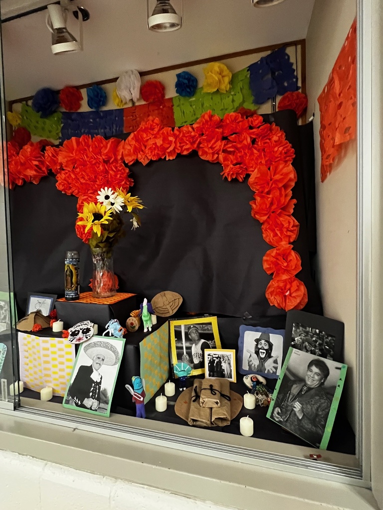Spanish Club has been working to create a school ofreSpanish Club has been working to create a school ofrenda for Día de los Muertos, which is November 1st and 2nd. Students learned what is on an ofrenda, and how the days are used to honor loved ones that have passed away.  nda for Día de los Muertos, which is November 1st and 2nd. Students learned what is on an ofrenda, and how the days are used to honor loved ones that have passed away.  
