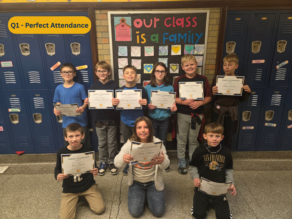 Students from 4th Grade White were recognized for their Quarter 1 achievements: Perfect Attendance, A & B Honor Roll, and All A Honor Roll. Great job students!