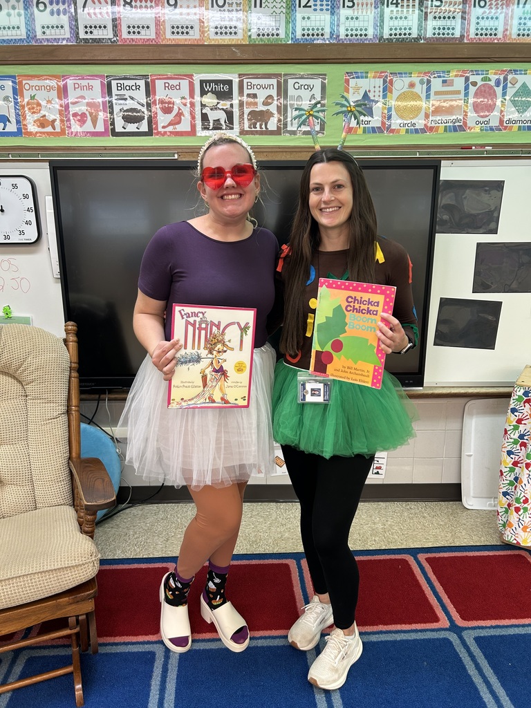 Halloween 2025, that's a wrap! The Maplehurst Staff survived the week and celebrated in costume along with the students. From story book characters, movie characters and everything else in between, the staff enjoyed participating in the fun!