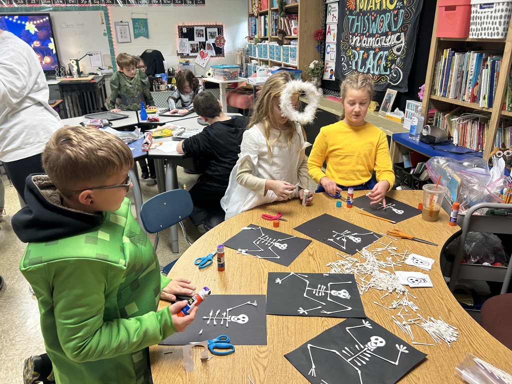 Mrs. Kalizewski’s Class enjoying some Halloween Fun!