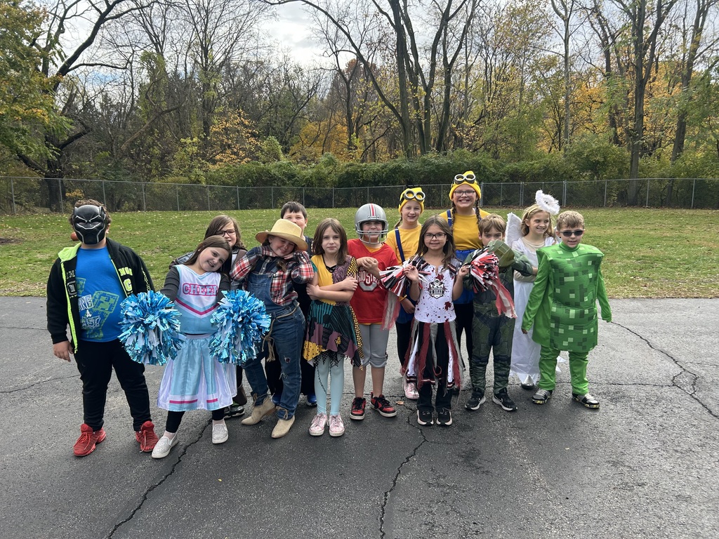 Mrs. Kalizewski’s Class enjoying some Halloween Fun!