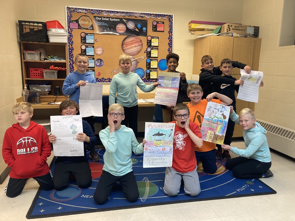 Students on the 5th Grade Blue Team recently explored the importance of balance within ecosystems through a creative science project. Each student designed a food chain and examined what would happen if one key organism went missing. They had a lot of fun creating the projects and presenting them. Good work, Team Blue! 💙