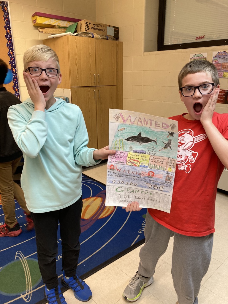 Students on the 5th Grade Blue Team recently explored the importance of balance within ecosystems through a creative science project. Each student designed a food chain and examined what would happen if one key organism went missing. They had a lot of fun creating the projects and presenting them. Good work, Team Blue! 💙