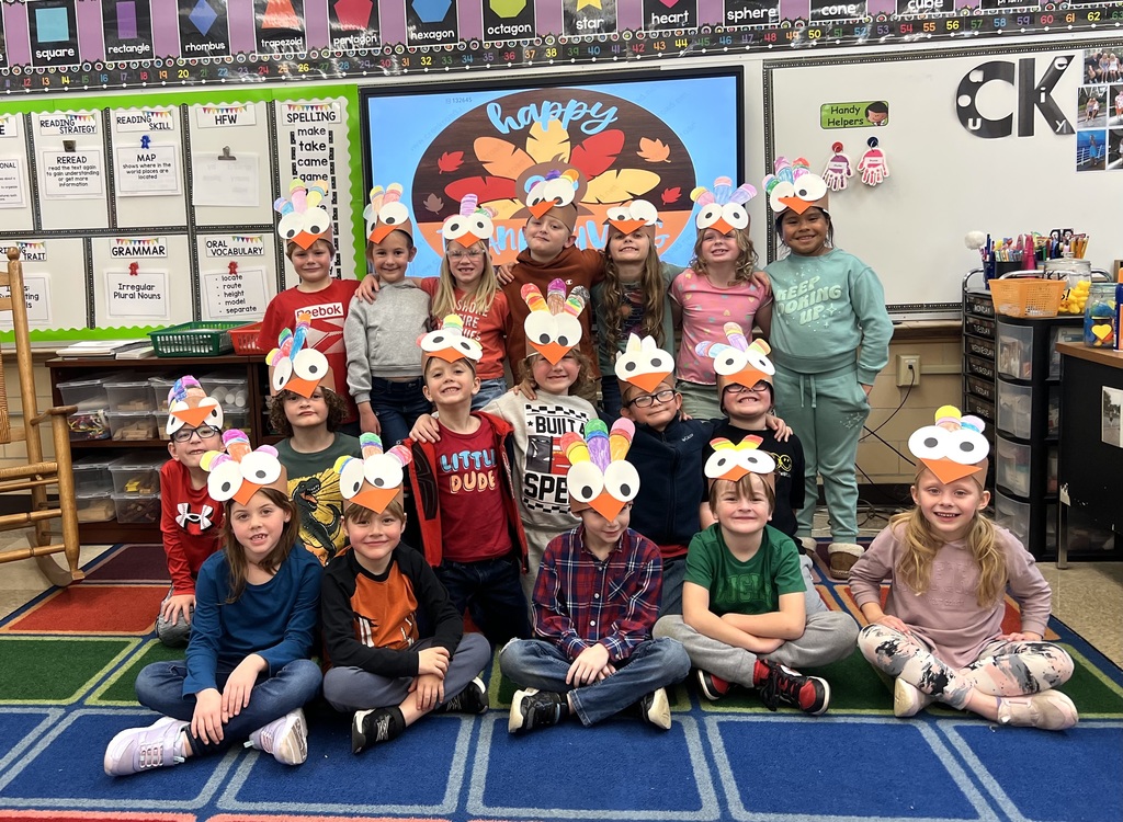 HAPPY THANKSGIVING! Love, Mrs. Kingsborough’s Class🤎