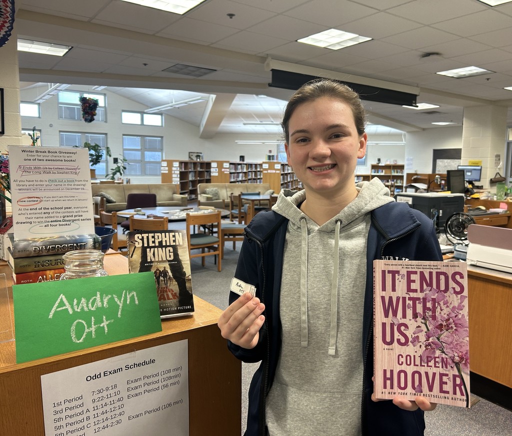 📚  NHS Library 📚  From November through December, we held a checkout contest in the high school library! Each time a student checked out a book, their name was entered into a drawing—and we’re excited to share that over 80 books were checked out during that time! 👏  🎉 Congratulations to our winner, Audryn! 🎉