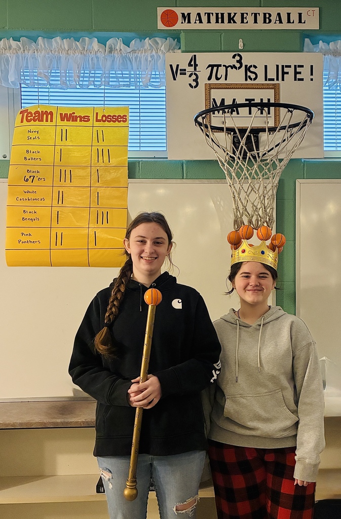 Congratulations to the *Winners* of the semester-long Honors/Algebra II MATHketball competition in Mrs. Sellers' classes!  Pizza & Dessert to celebrate - great work, everyone!