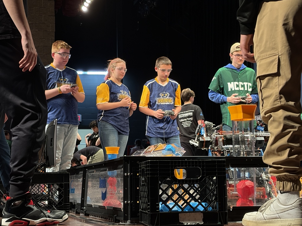 NERD Nation teams participated in the Late Shift at Elyria HS on Friday night, January 9.  Team 3264K and 3264X finished the evening undefeated in qualificaiton play.  3264J partnered with 3264T and lost in the first round.  3264E partnered with 8609X from Lorain HS and lost in the quarterfinals.  3264X partnered with 11124R from Elyria HS and lost in the semifinals.  3264K partnered with 11124X form Elyria HS and lost in the tournament finals.  As well as doing well in the tournament portion, 3264T won the Innovate Award and 3264K won the Design Award.