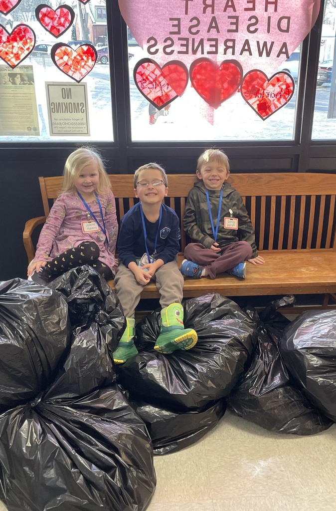 The morning preschool students in Mrs. Kathy Smith and Mrs. Jeanette Roth's class were the leaders and collected recycling on Friday morning.  The students go to each classroom and empty a large blue recycling tub into the trash bags.  The bags are then taken to the recycling  dumpsters.  Jolene Havens, Andrew Derby and Lenny Wollet did a fantastic job collecting the recycling. 