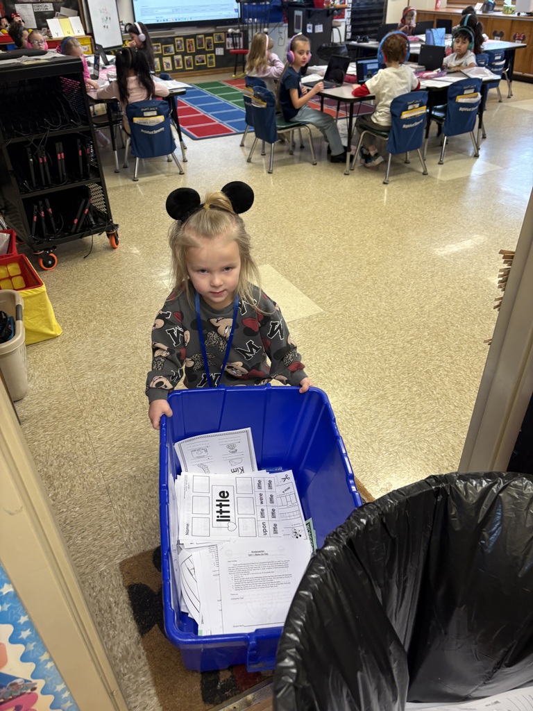 Mrs. Golden and Mrs. Lesch's preschool students are leading the school this week.  On Monday, Jensen and Lily Stower helped Mr. Moore with the announcements. On Tuesday, Dax Brown and Declan Wright helped with the announcements and Lily and Elsie Jo helped high school students Xavi and Raena collect all of the recycling. 