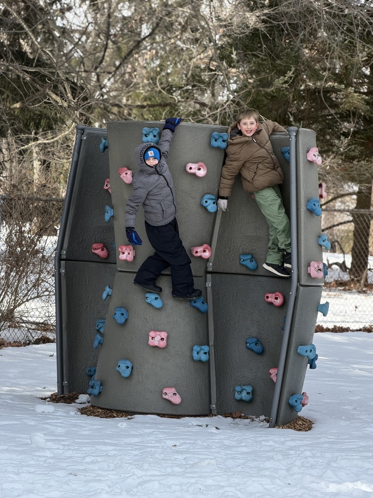 Mrs. Gambles class enjoyed a day of play in the snow!!!