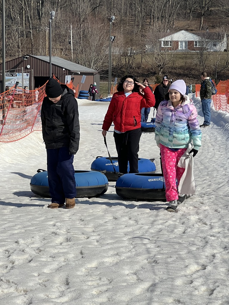 146 League students earned their way to Snow Trails as part of our PBIS reward for strong grades, positive behavior, and consistent effort!  We are so proud of the hard work, responsibility, and leadership our students have shown. When expectations are clear and students rise to meet them, we celebrate big. ❄️  At League, effort matters. Character matters. Growth matters. And today, 146 students showed exactly what that looks like!