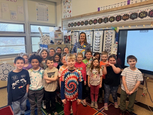 Guest readers at Maplehurst Elementary on Wednesday included: Police Chief Dahlgren, Office Mike Conney, State Trooper Alvarado, School Board member Eric Gonzales, Middle School student Ariel Roche, newspaper reporter Matt Roche and central office employee Kim McConegly.  Thank you guest readers!