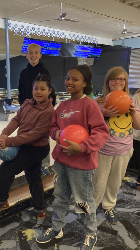 The 5th grade Blue Squad students celebrated the end of the third quarter with an exciting bowling outing, where a great time was had by everyone! 
