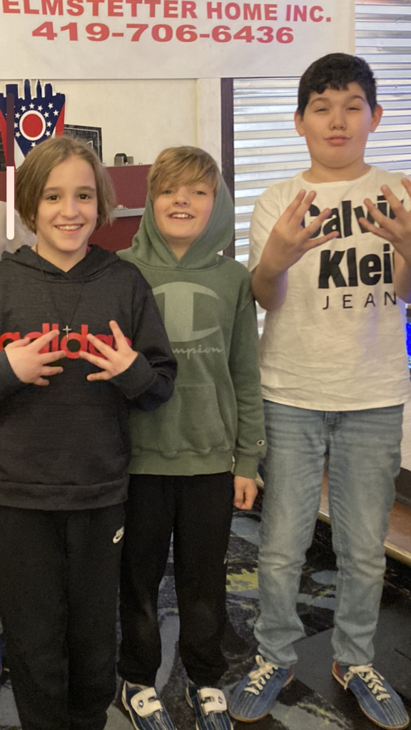 The 5th grade Blue Squad students celebrated the end of the third quarter with an exciting bowling outing, where a great time was had by everyone! 