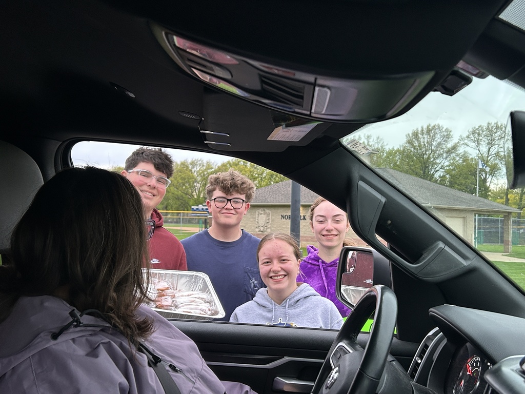 NHS Student Council passed out treats before school in appreciation of the teachers and staff this week! 