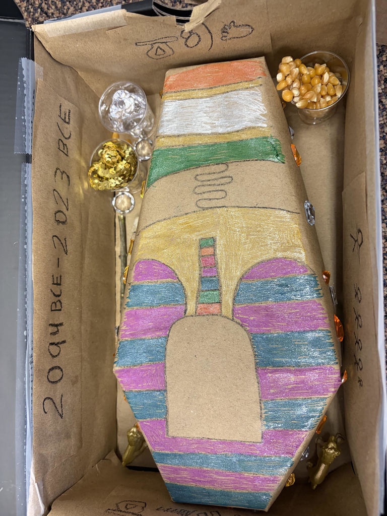 Mrs. Bergman's 6th Grade Egypt projects