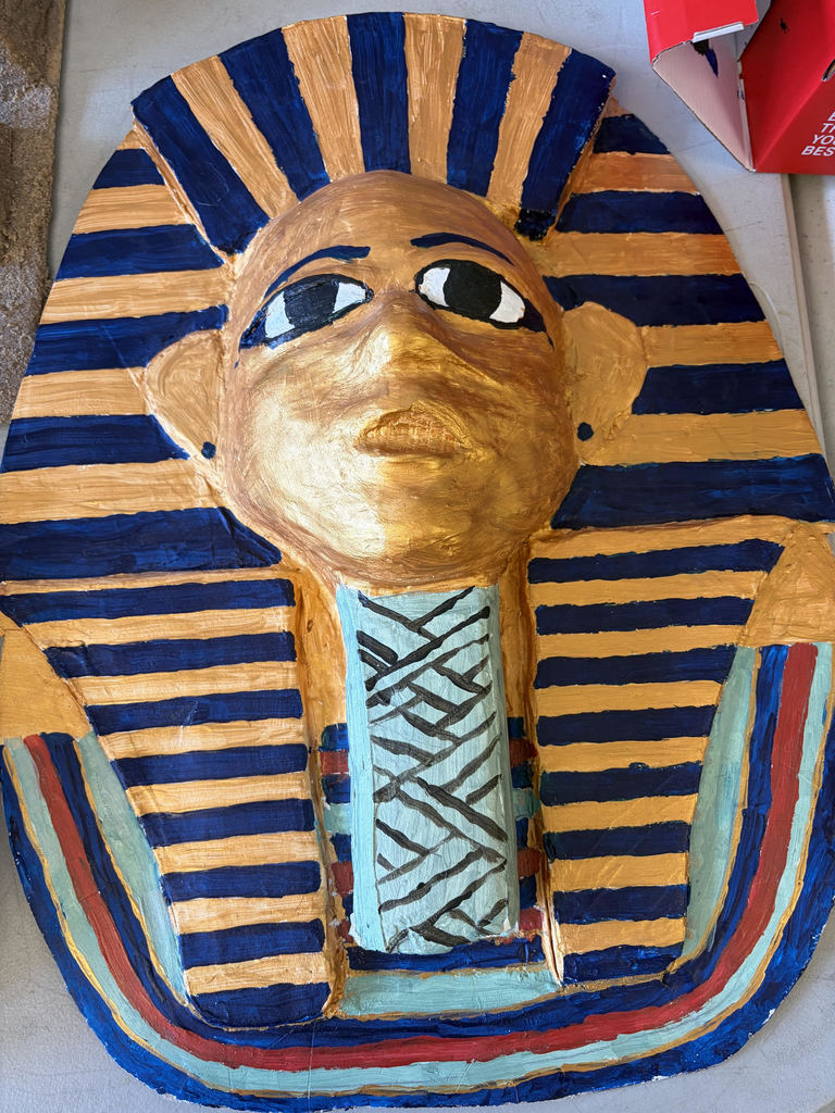Mrs. Bergman's 6th Grade Egypt projects