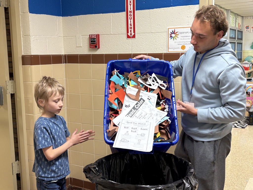 Mrs. Heyman’s students along with the TLC  students collected recycling at Maplehurst! Great job everyone. 