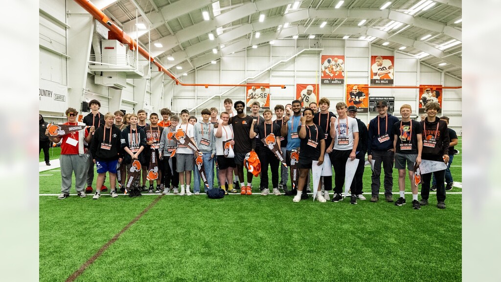 Yesterday, some of our students had the opportunity to attend the Cleveland Browns OTA practice. Football players in grades 7-11 who are in the green attendance category were selected. They were on the field while the Browns practiced for two hours. After the practice, NHS quarterback Brady Singer addressed the Browns players to introduce our group and explain why they were chosen to be there. Then the kids had the opportunity to get some signatures and pictures.