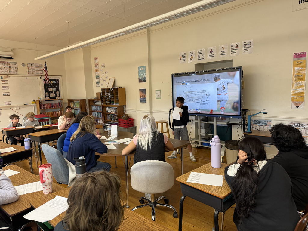 Kids in Mrs. Montague’s classes had a lot of fun creating inventions, conducting research, developing marketing strategies, and presenting their ideas to “sharks” during their Junior Shark Tank presentations. Students explained their ideas and negotiated their stakes. They were also fortunate to have parents, local business owners, and community members join them as sharks.🦈