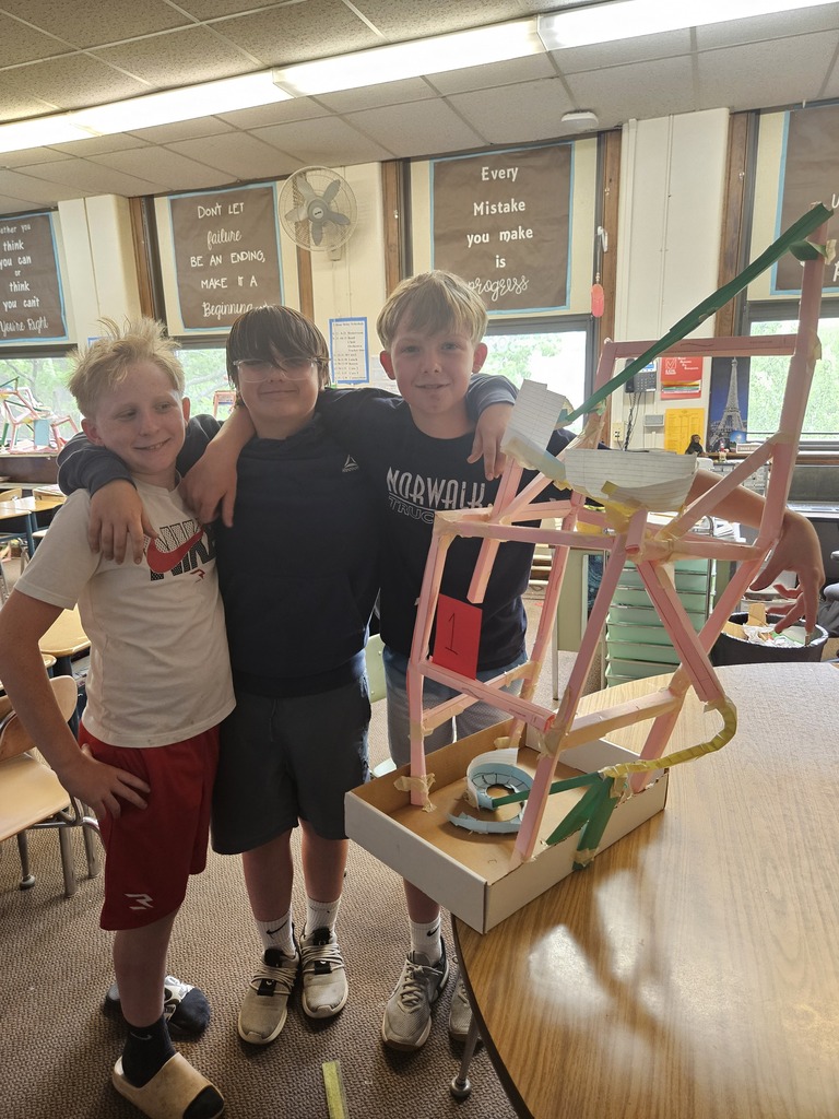 6th grade students in Mrs. Lindenberger's class spent 2 weeks creating and building paper rollercoasters. They competed for the longest, heighest, fastest, and overall favorite coaster on the team. 