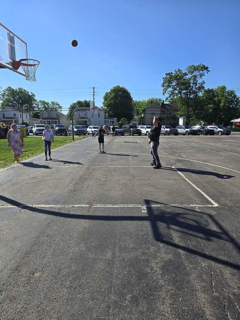  pictures of students on the inflatables