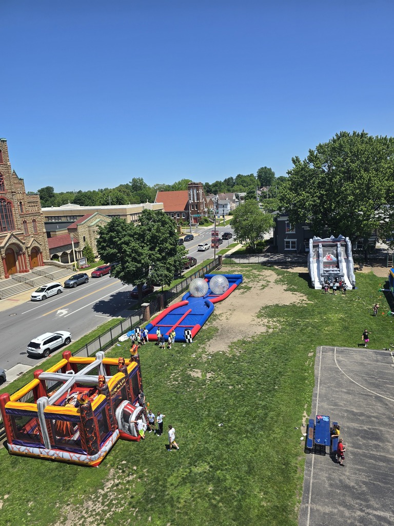  pictures of students on the inflatables
