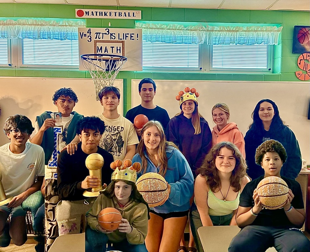 WINNERS, WINNERS! 🏀 Mathketball Champions in Mrs. Sellers Honors & Algebra II classes!