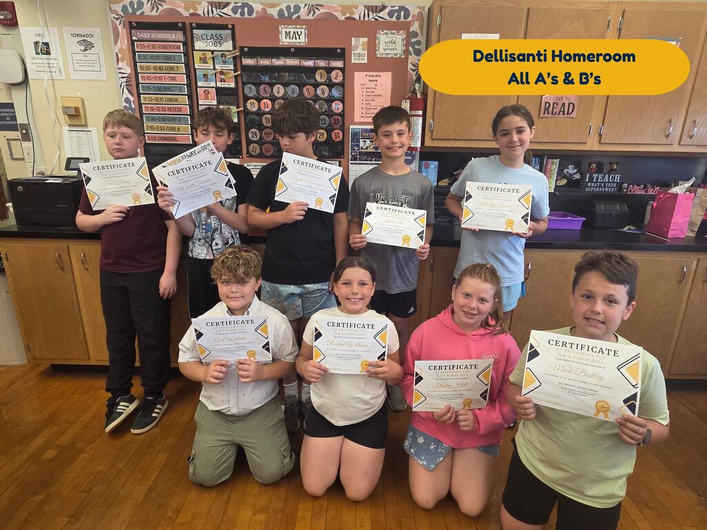 Students from the 4th Grade White team were recognized for their 4th Quarter Accomplishments: Perfect Attendance, All A's & B's, All A's, Math Growth, and Reading Growth. Great job students! 