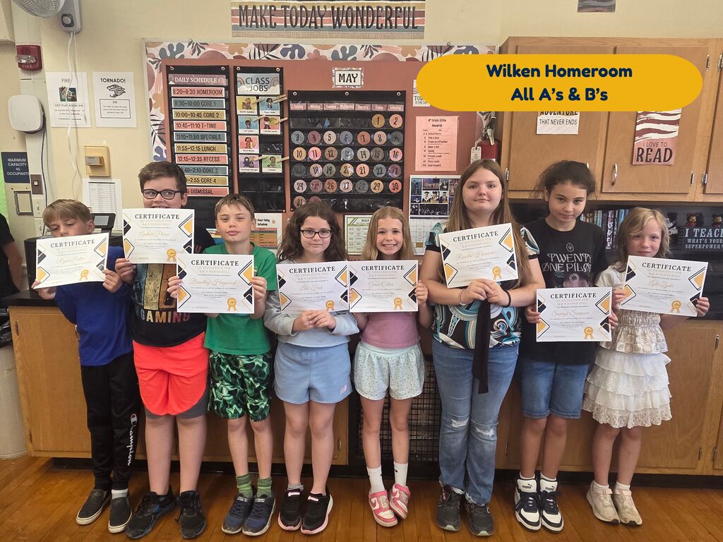 Students from the 4th Grade White team were recognized for their 4th Quarter Accomplishments: Perfect Attendance, All A's & B's, All A's, Math Growth, and Reading Growth. Great job students! 